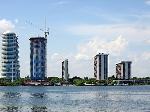 Blick vom Wasser auf Miami Fotos