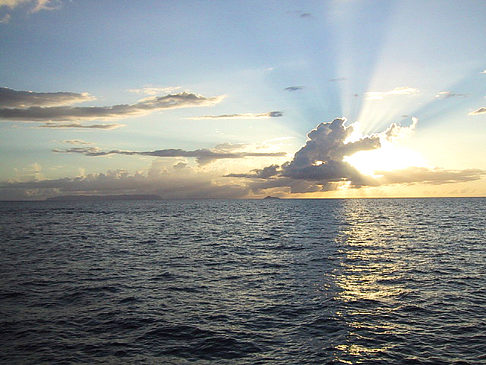 Foto Sonnenuntergang über dem Meer von Kauai