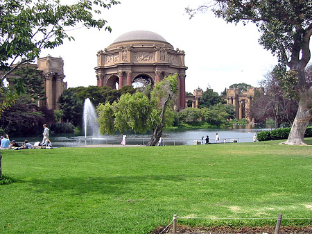 Palace of Fine Arts