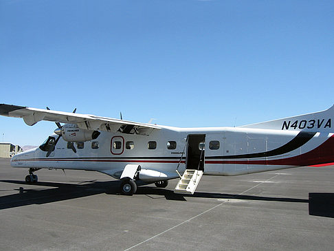 Foto Flugzeug auf dem Landeplatz